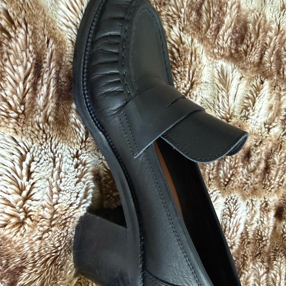 Aquatalia Josette Penny Loafer Pump In Black - Picture 3 of 4